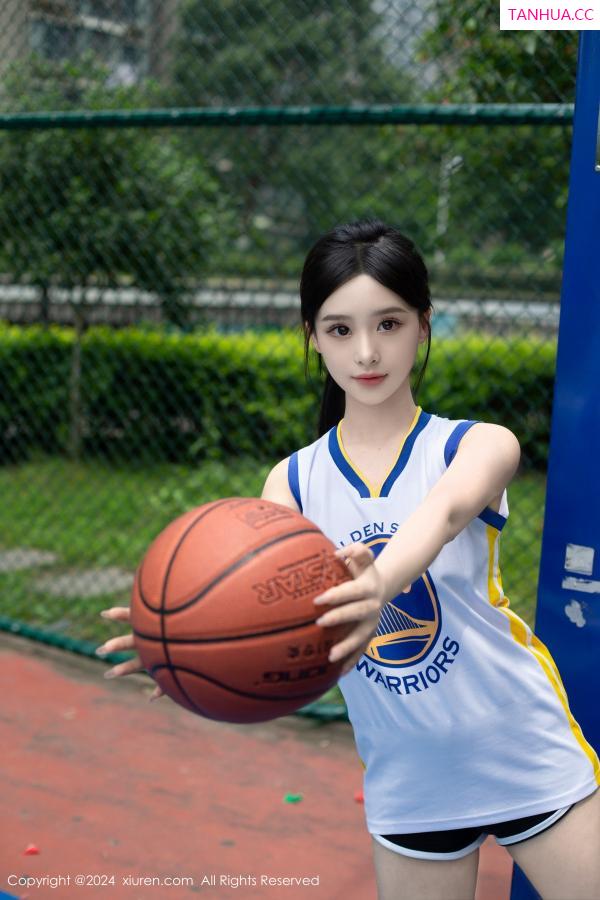   [XiuRen]高清写真图 2024.06.21 No.8744 豆瓣酱 模特合集第5张图片